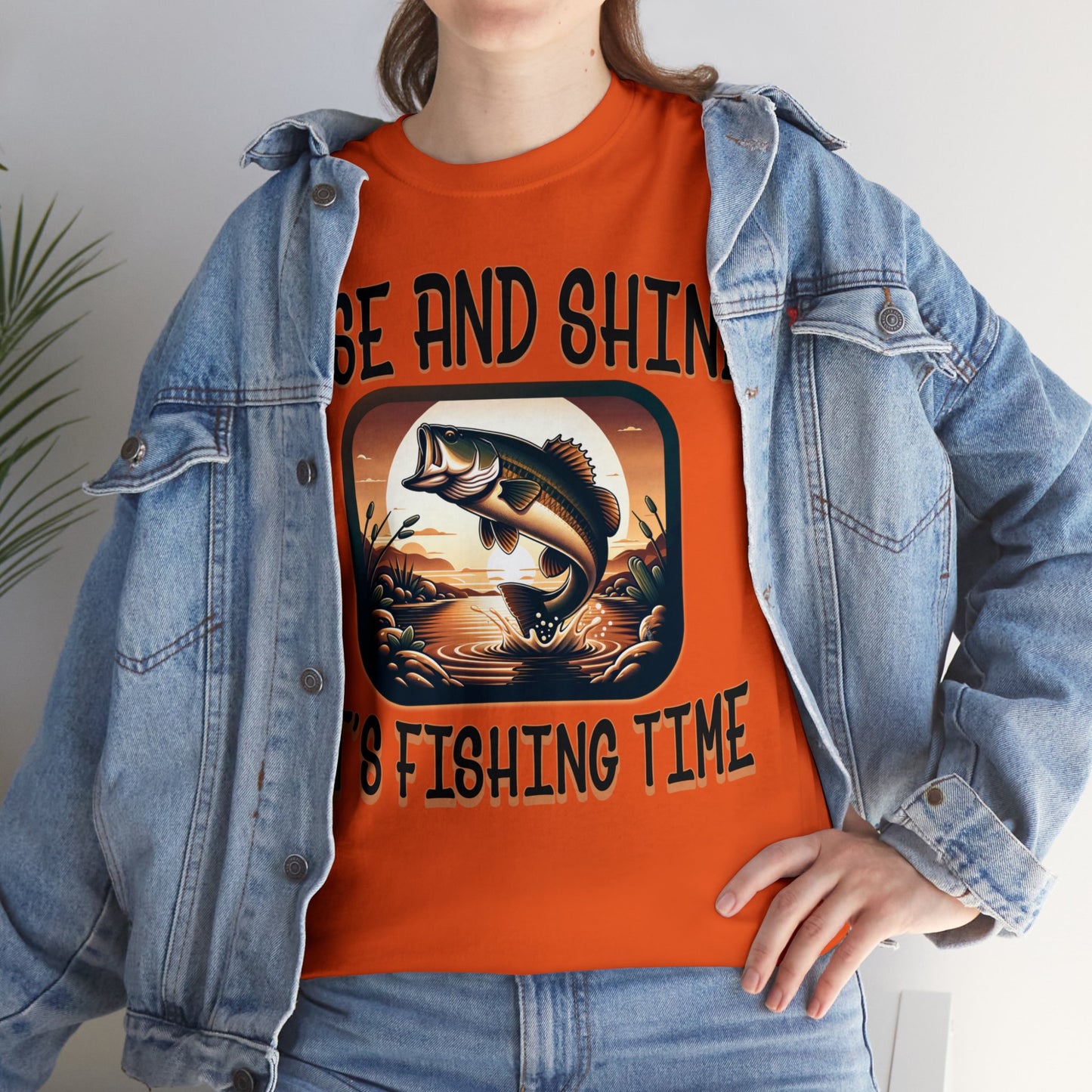 FISHING ON FRONT Unisex Heavy Cotton Tee