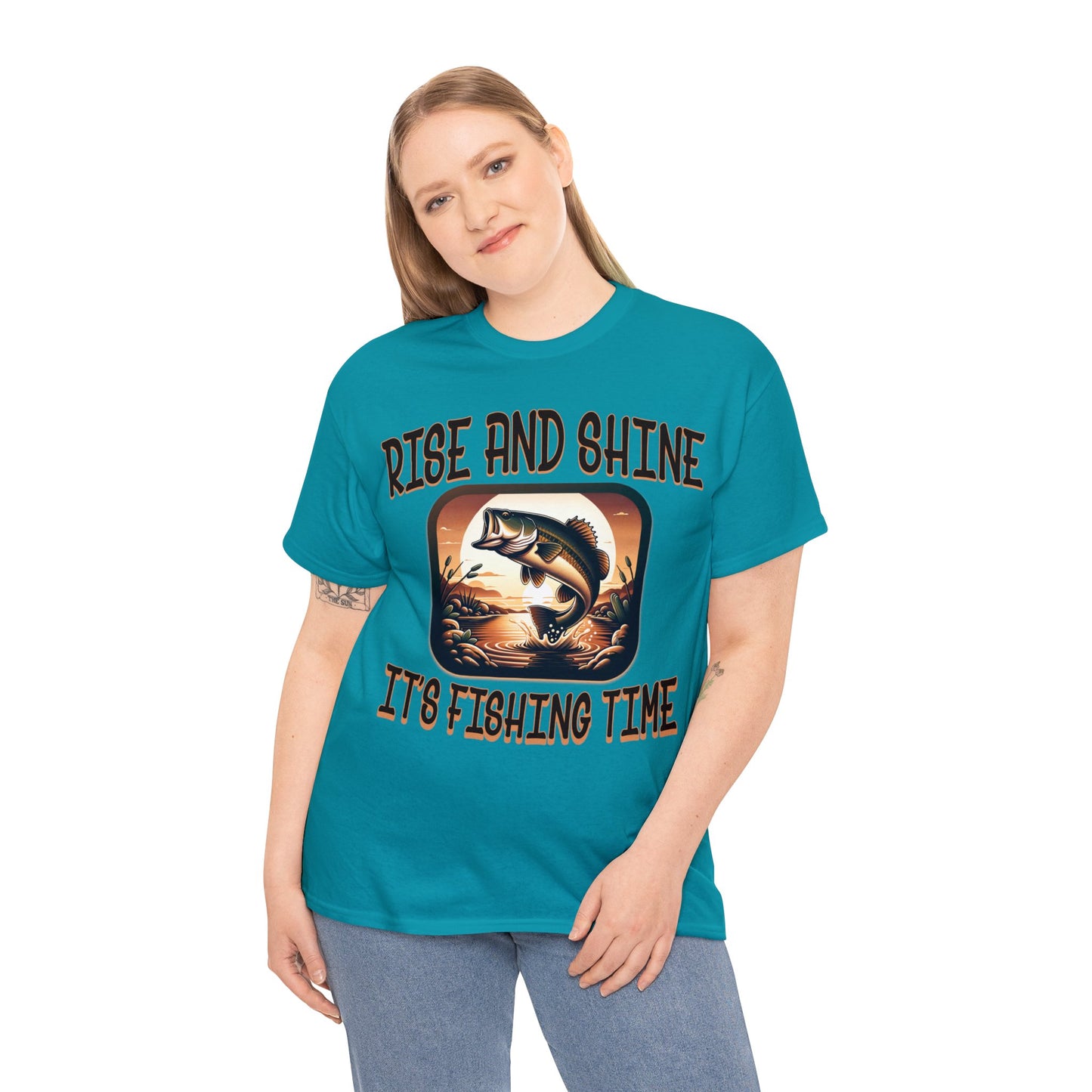 FISHING ON FRONT Unisex Heavy Cotton Tee