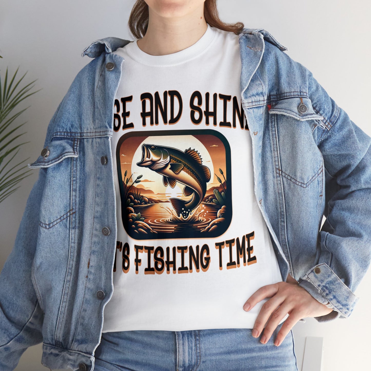 FISHING ON FRONT Unisex Heavy Cotton Tee