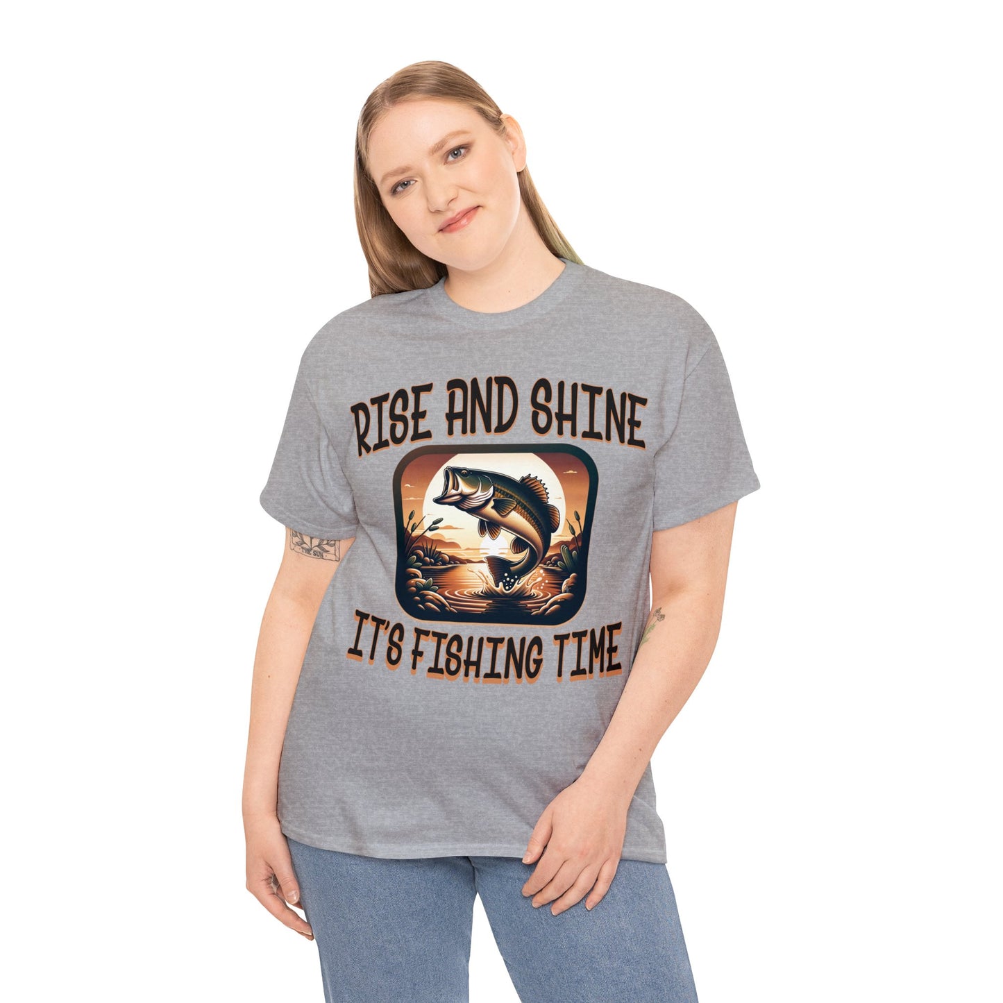FISHING ON FRONT Unisex Heavy Cotton Tee