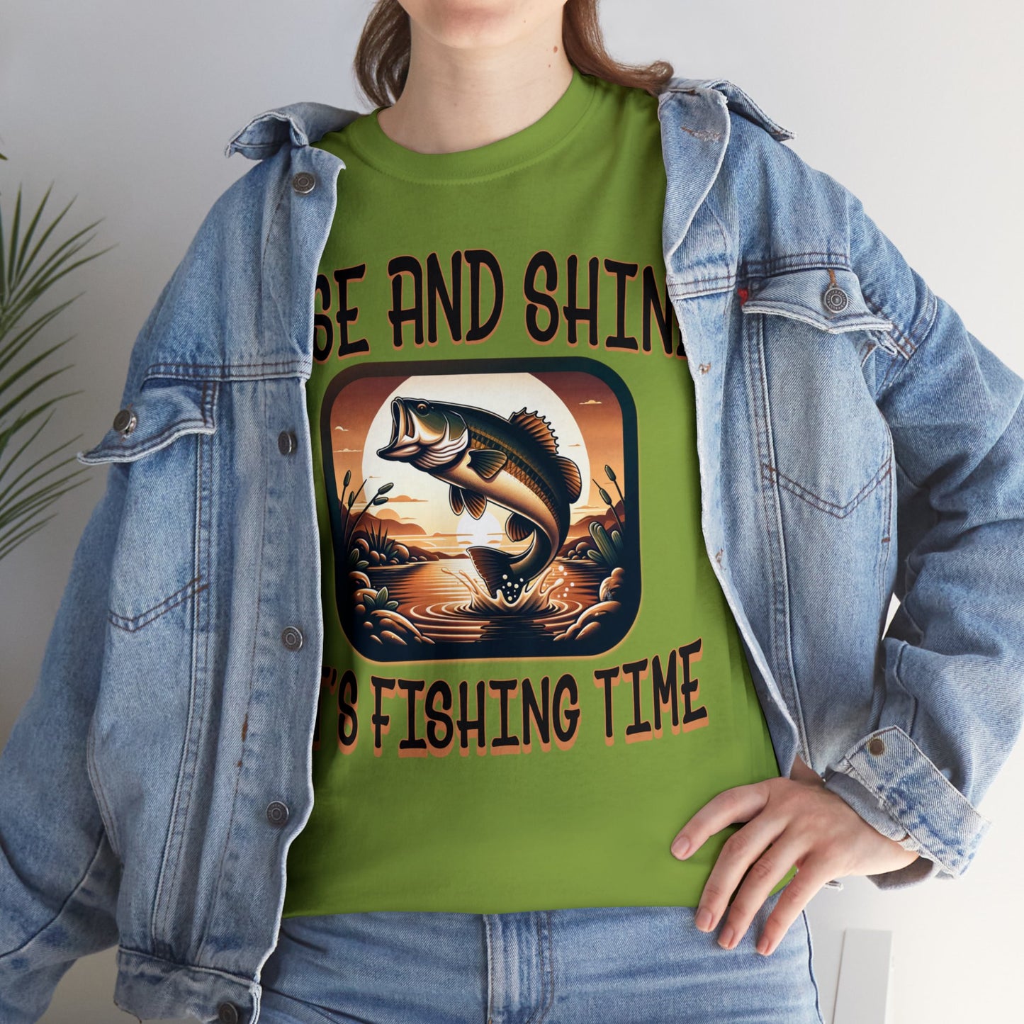 FISHING ON FRONT Unisex Heavy Cotton Tee