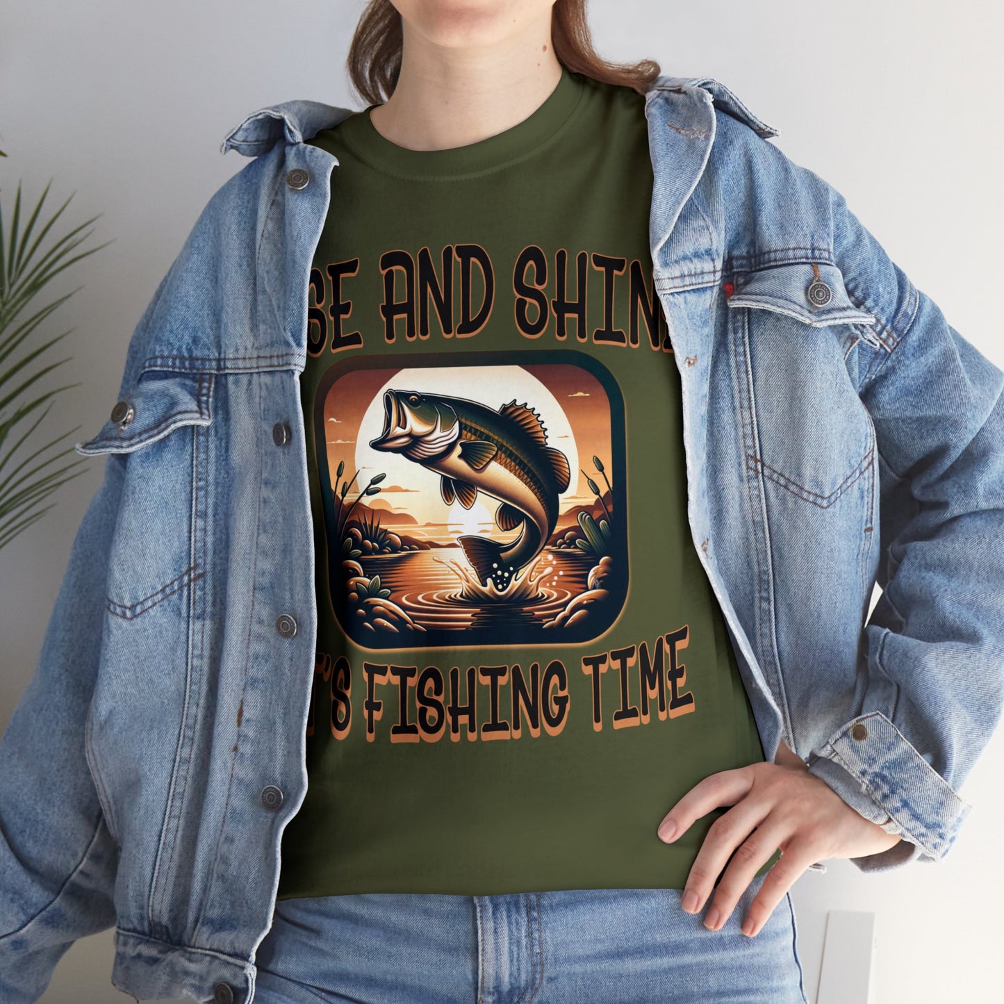 FISHING ON FRONT Unisex Heavy Cotton Tee