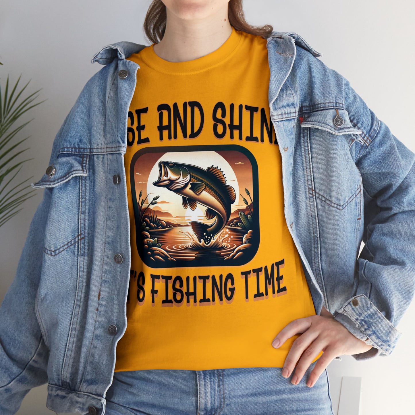 FISHING ON FRONT Unisex Heavy Cotton Tee