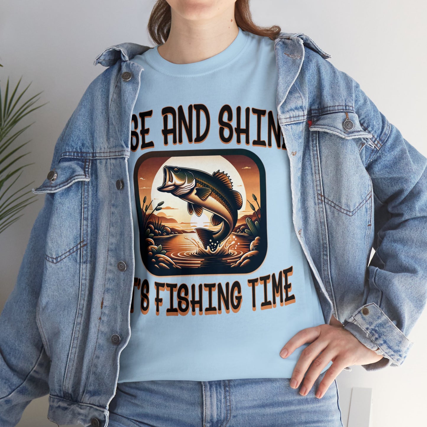 FISHING ON FRONT Unisex Heavy Cotton Tee