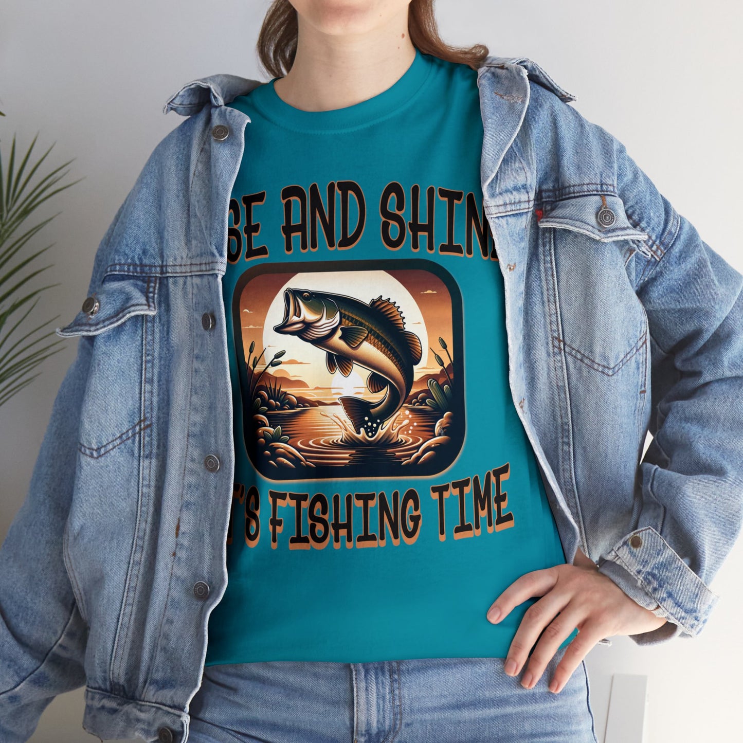 FISHING ON FRONT Unisex Heavy Cotton Tee